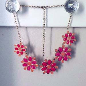 COPY - Flower statement necklace
